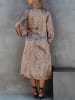 Milan Kiss Kleid in Beige/ Schwarz