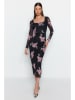 trendyol Kleid in Schwarz/ Rosa