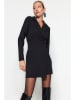 trendyol Kleid in Schwarz
