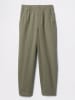 GAP Hose in Khaki