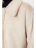 trendyol Wintermantel in Creme