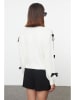 trendyol Pullover in Creme