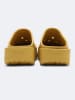 Crocs Clogs "Classic Blunt" in Gelb