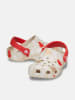 Crocs Chodaki "Classic Heart" w kolorze czerwono-beżowym