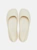 Crocs Ballerina's "Brooklyn" crème