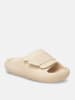 Crocs Klapki "Mellow Luxe Recovery" w kolorze beżowym