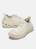 Crocs Sneakersy "Echo Surge" w kolorze kremowo-beżowym