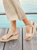Belucci Keilsandaletten in Beige