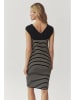TATUUM Strickkleid in Creme/ Dunkelblau
