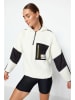 trendyol Fleecepullover in Creme/ Schwarz