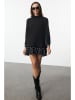 trendyol Kleid in Schwarz/ Weiß
