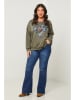 Curvy Lady Pullover in Khaki