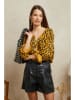 Plume Blouse "Chaline" mosterdgeel/zwart