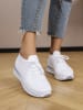 Sixth Sens Sneakersy w kolorze białym na koturnie