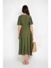 ASSUILI Kleid in Grün