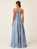APART Kleid in Hellblau