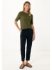 Mexx Sweter w kolorze oliwkowym