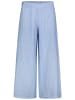 Sublevel Marlenehose in Hellblau/ Weiß