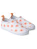 Swim Essentials Buty kąpielowe "Floral Love" w kolorze biało-pomarańczowym