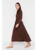 trendyol Kleid in Dunkelbraun