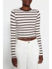 trendyol Longsleeve in Creme/ Dunkelbraun