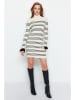 trendyol Strickkleid in Creme/ Schwarz