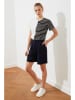 trendyol Shorts in Dunkelblau
