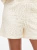 Vila Short wit