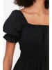 trendyol Kleid in Schwarz