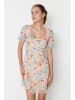 trendyol Kleid in Creme/ Apricot/ Hellblau