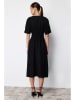 trendyol Kleid in Schwarz
