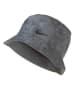 Nike Hut in Grau