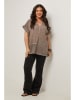 Curvy Lady Bluse in Hellbraun