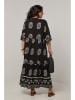 Curvy Lady Kleid in Schwarz