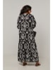 Curvy Lady Kleid in Schwarz