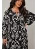 Curvy Lady Kleid in Schwarz