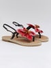 Bellucci Zehensandalen in Schwarz/ Rot