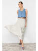 trendyol Rock in Creme