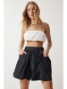 Happiness Istanbul Bermudas in Schwarz
