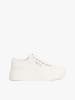 Tommy Hilfiger Shoes Sneakers in Creme