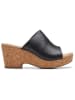 Clarks Skórzane klapki "Giselle Orchid" w kolorze czarnym