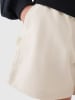 4F Shorts in Creme