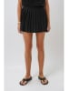 Weekday Shorts in Schwarz