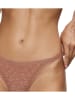 Triumph Stringi "Signature Sheer" w kolorze beżowym