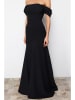 trendyol Kleid in Schwarz