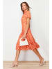 trendyol Kleid in Orange