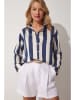 Happiness Istanbul Bluse in Weiß/ Dunkelblau