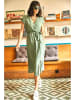 trendyol Kleid in Grün