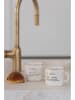 J Line 2-delige set: koppen "Family Home" wit/goudkleurig - (H)12,5 x Ø 9,5 cm