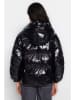 trendyol Steppjacke in Schwarz